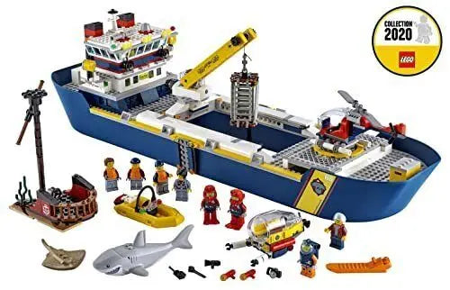 LEGO 60266 City Sea Expedition Undersea Exploration Ship Ages for 7+ (745 Pieces) - LEGO